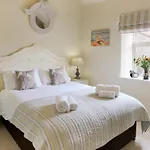 The Barn-ixk Holiday home Burniston