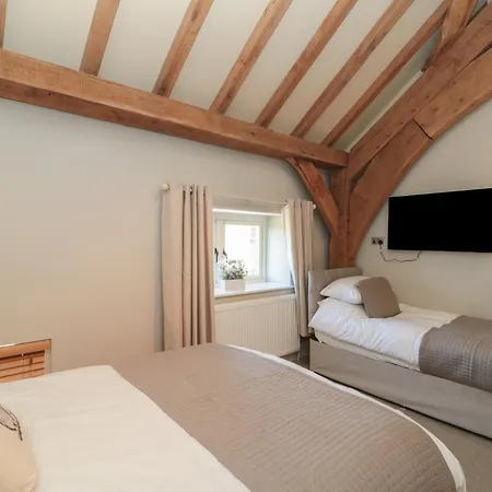 Holiday home The Barn York